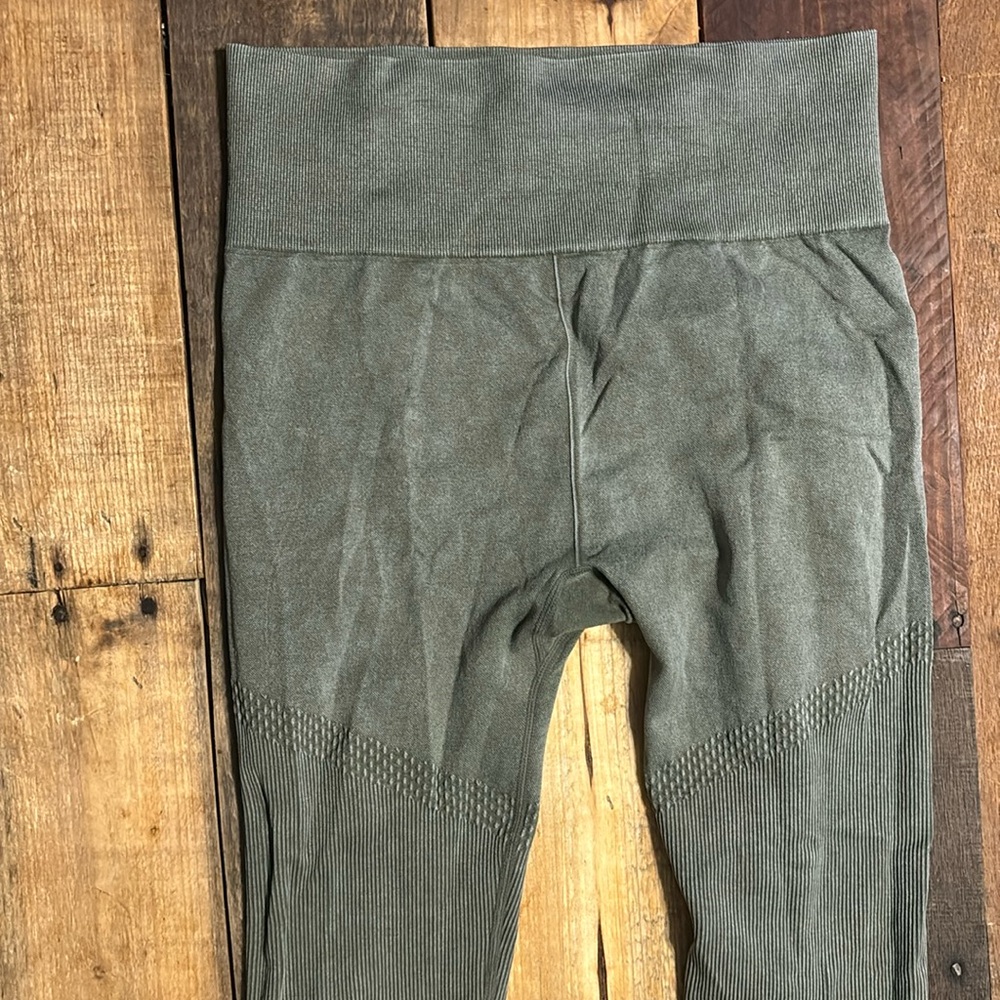 Olive green ribbed leggings